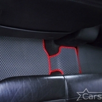 Автомобильные коврики EVA на Mitsubishi Outlander I (2002-2005)