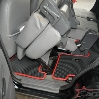 Коврики текстильные на Ford Explorer III 3 ряда (2001-2006)