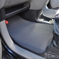 Двухслойные коврики EVA на Toyota Noah-Voxy I пр.руль (2001-2007)