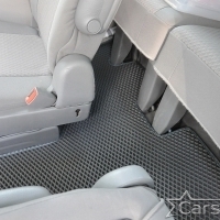 Автомобильные коврики EVA на Dodge Grand Caravan V (2007-2020) 2 ряд: кресла 1+1 не убираются в пол
