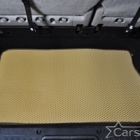 Автомобильные коврики EVA на Chrysler Town & Country V (2007->) 2 ряд: кресла 1+1 убираются в пол